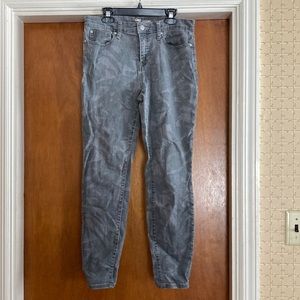 Gap size 6 jeans. Cotton with some spandex. Subtle floral design. Greenish color